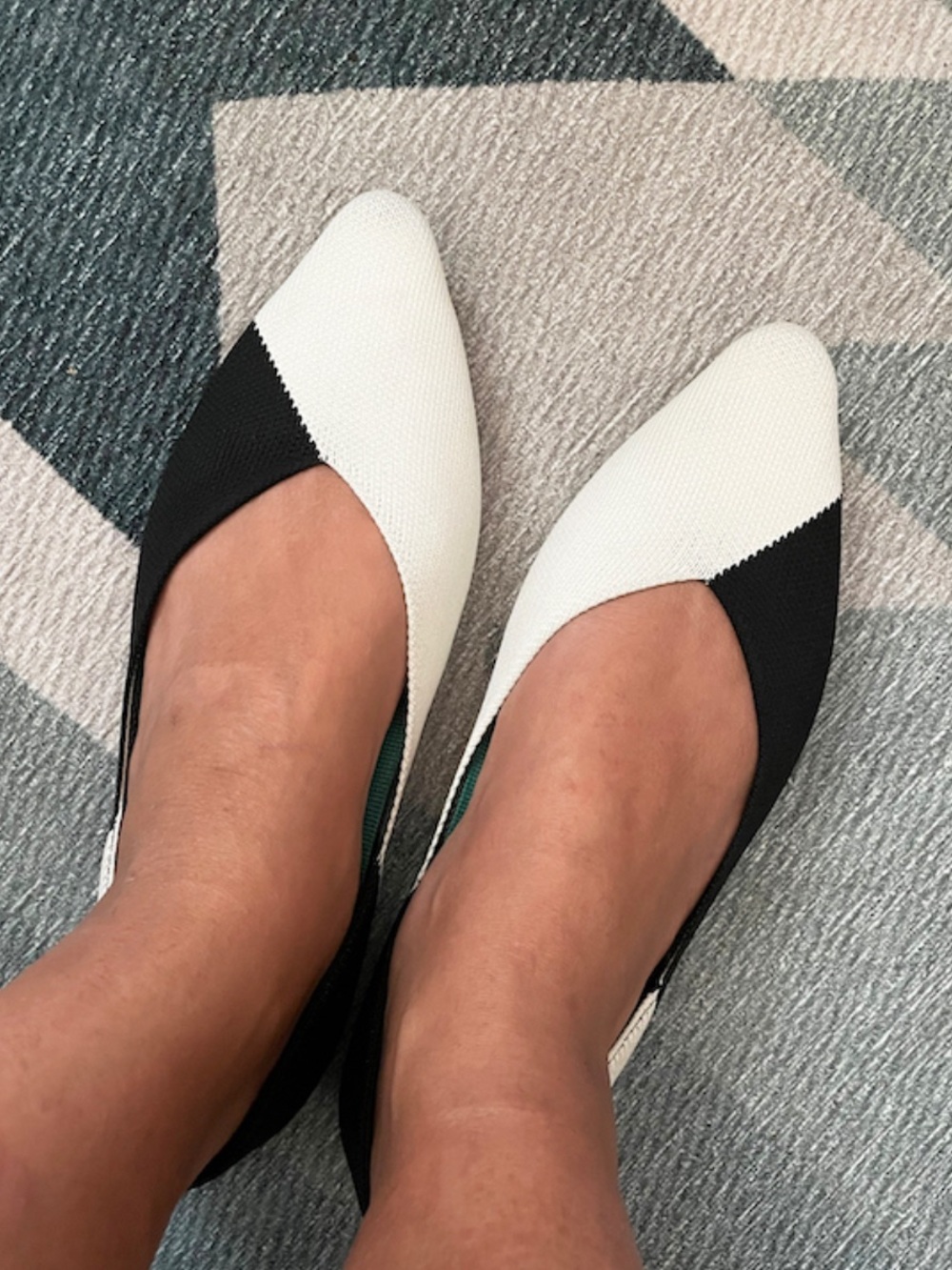 Vivaia Two-Tone Black & Cream Pointed Slip-On Flats